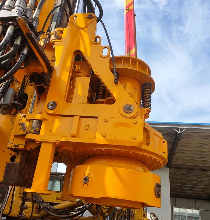 Soluções Duráveis e Eficientes de Usados Bauer Piling Rigs