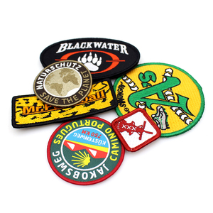 Patchs tissés personnalisés à logo, thermocollants par sublimation, à boucles auto-agrippantes, pour chapeaux de créateur, vêtements et broderies thermocollantes - Product Image 3