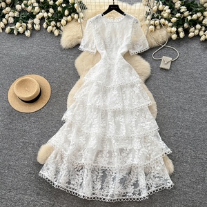 Robe longue en dentelle style français pour femme, taille haute, coupe étagée, pour l'été, élégance mondaine - Product Image 3