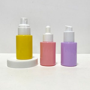 บรรจุภัณฑ์ขวดผลิตภัณฑ์ดูแลผิว 30 มล. 40 มล. 50 มล. 60 มล. 80 มล. ขวดโลชั่นแก้วสีชมพูแบบด้าน ขวดปั๊มครีมบำรุงผิวหน้าแบบเปล่า พร้อมฝาสีชมพู - Product Image 1