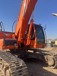 Excavadora de cadenas Doosan DX340LCa original de 34 toneladas con pocas horas de trabajo, excavadora usada para ingeniería pesada en oferta. - Product Image 4