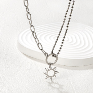 Collar con Colgante de Sol de Acero Inoxidable, Diseño Geométrico, Joyería para Mujer de Uso Diario - Product Image 3