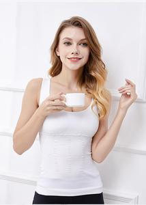 Moldeadores de cuerpo delgados de secado rápido transpirables sin costuras con control medio para mujer, Tops tejidos no tejidos con control de barriga con logotipo personalizado - Product Image 5