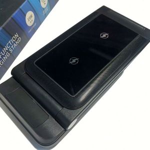 Chargeur sans fil 3 en 1 pour Android, station d'accueil pour différents téléphones portables, pour <span class=keywords><strong>iPhone</strong></span>, pour Watch 8 7 <span class=keywords><strong>6</strong></span> 5 4, pour <span class=keywords><strong>Airpods</strong></span> 3 Pro <span class=keywords><strong>2</strong></span> - Product Image 4
