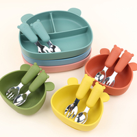 Fabricants de vaisselle de bol d'assiette divisée d'aspiration d'animal mignon d'enfant Logo personnalisé ensemble d'alimentation de bébé en silicone d'ours de dessin animé