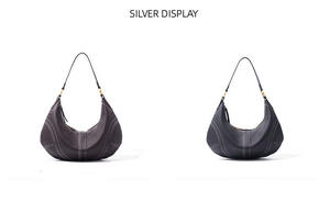 กระเป๋าถือหนังแท้แฟชั่นใหม่ปี 2026 สำหรับผู้หญิง ดีไซน์ทรงครึ่งวงกลม สะพายไหล่หรือถือแบบโฮโบ ขายส่ง - Product Image 2