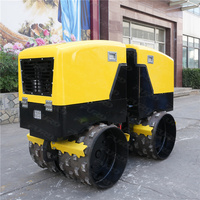 Compacteur vibrant hydraulique à pattes de mouton FYL-R1600T de 1,6 tonne avec télécommande sans fil