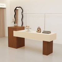 Table d'exposition îlot moderne en bois pour magasin de vêtements, armoire de rangement avec design décoratif pour centre commercial, pour vêtements féminins
