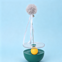 Produits pour animaux de compagnie directement du fabricant : Jouets pour chats, y compris des baguettes à pompons avec clochette, des jouets à plumes pour l'auto-amusement des chats