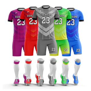 Uniforme de Fútbol al por Mayor, Conjunto de Camiseta de Fútbol a Rayas Blancas y Negras, Personalizable, Sublimado, para Hombre - Product Image 5