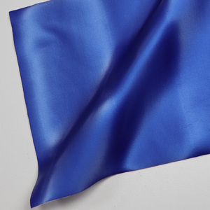 <span class=keywords><strong>Tessuto</strong></span> in Pelle Sintetica PU Lucida Goffrata per Abbigliamento, Vestiti, <span class=keywords><strong>Pantaloni</strong></span> <span class=keywords><strong>e</strong></span> Cappotti - Product Image 4