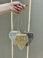 Pochette de soirée moderne et durable 2026 avec strass, chaînes en forme de diamant 3D, pompons en cristal, mini-sac étanche en polyester pour occasions formelles