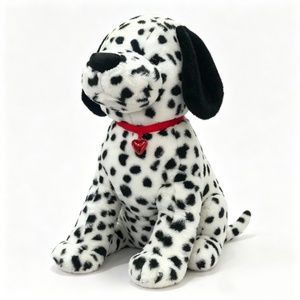 Peluche chien adorable personnalisée, peluche dalmatien noir et blanc à pois, animal en peluche dalmatien assis avec collier en forme de cœur - Product Image 2