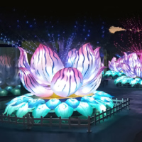 Lanterne géante en soie en forme de fleur de lotus flottante sur l'eau, sculpture lumineuse LED pour jardin botanique extérieur ou lac