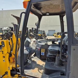 Cargadora de ruedas JCB 406B de primera calidad, transmisión hidrostática 4WD, amplia gama de usos - Product Image 1