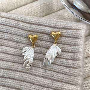 Orecchini Pendenti a Coda di Pesce Bicolore a Forma di Cuore per Donne, Gioielli Eleganti e Versatili - Product Image 5