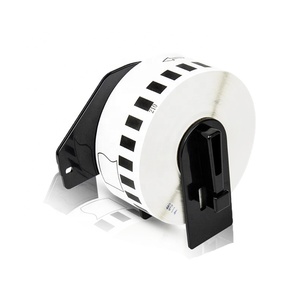 Rouleau d'étiquettes adhésives thermiques continues <span class=keywords><strong>Brother</strong></span>, imperméables, compatibles avec les imprimantes d'étiquettes <span class=keywords><strong>Brother</strong></span> pour usage chimique et expédition - Product Image 4