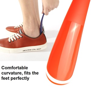 Logotipo personalizado Diseño de moda para hoteles Uso útil para hombres Mujeres Niños para usar zapatos Cuerno de zapato de plástico corto - Product Image 2