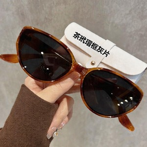 Lunettes de soleil œil de chat pour femmes, monture complète, polarisées UV400, style rétro, pour la conduite, pour adultes - Product Image 4