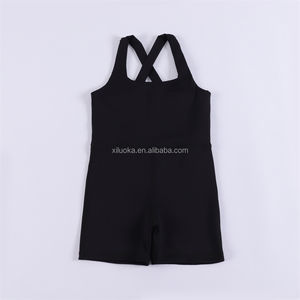 Mono de Moda sin Mangas con Tirantes y Espalda Descubierta en Color Negro - Product Image 1