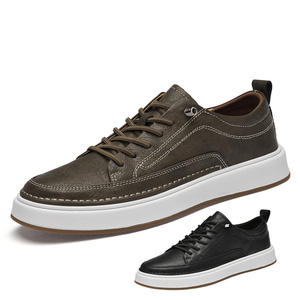 Nouvelles baskets basses décontractées pour hommes en cuir véritable, style coréen, respirantes et chaudes, avec rayures et doublure en microfibre, style simple - Product Image 1