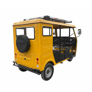 Gesloten cabine 150cc 200cc elektrische meerpersoons transportvoertuig voor stedelijk en landelijk gebruik passagiersdriewieler - Product Image 2
