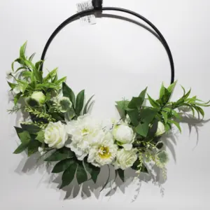 2024 nouveautés fleurs de mariage bricolage couronne de rotin naturel crème artificielle et couronne de coeur rose 45cm