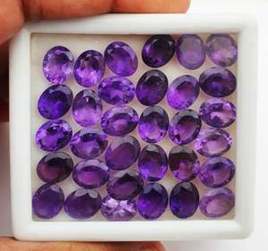 พลอยอเมทิสต์ธรรมชาติแบบแบนจำนวน44ชิ้นเครื่องประดับสีแดงทรงรีได้รับการรับรองจากความร้อนด้วยใบรับรอง IGI - Product Image 1
