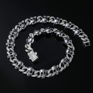 Collar de Cadena de Metal con Diseño Innovador y Personalidad Punk, Estilo Calavera, Moderno y Dominante para Hombre, Venta al por Mayor - Product Image 5