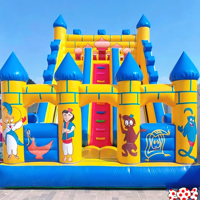 Castillo inflable personalizado con tobogán y diseño de personaje de dibujos animados, de PVC de 0.55 mm, para alquiler en eventos infantiles.