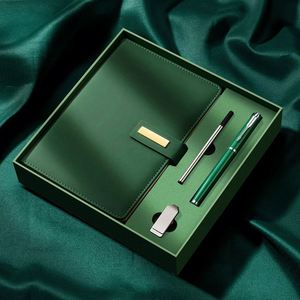 Coffret Cadeau Promotionnel 2022 à Succès – Personnalisé avec Logo en Relief sur Cuir PU – Cadeaux d'Affaires de Noël/Nouvel An 500ml - Product Image 6