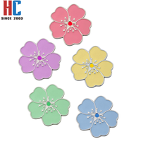 Accessoires de golf modernes en métal, fabrication sur mesure avec logo personnalisé, marqueur de balle rose, pièce de monnaie Sakura, marqueur de balle plaqué argent pour club de golf, 20 ans d'expérience en usine