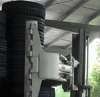 Nuevo Abrazadera para Neumáticos de Montacargas Anticorrosión con Revestimiento Reforzado, Resistente a la Salinidad, para Patios Costeros y Terminales de Exportación, Hecho en China, 1 Año de Garantía