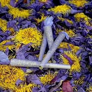 도매 이집트 Nymphaea Caerulea | 흡연을위한 최음제 허브 프리 롤 | 100% 자연 전체 론적 웰빙 꽃 차