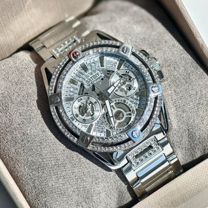 Reloj de Pulsera de Lujo para <span class=keywords><strong>Mujer</strong></span> <span class=keywords><strong>GUESS</strong></span> GW0464L2, Cronógrafo de 40 mm, Diseño Elegante con Manecillas, Caja de Acero Inoxidable, Cuarzo, Resistente al Agua hasta 30 m - Product Image 3