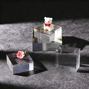 บล็อกโชว์สินค้าพลาสติกใสทรงลูกบาศก์ขนาด 2x2x1 นิ้ว ขัดเงา สำหรับวางโชว์เสื้อผ้า แบบพกพา เป็นมิตรกับสิ่งแวดล้อม สำหรับงานศิลปะ - Product Image 6