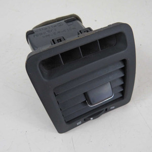 Grille d'aération côté droit Toyota Corolla Verso 2000-2007 42256 C-17-F-12 - Product Image 1