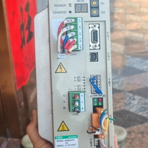Controlador de Motor AX9000TH-U2 AX9000THU2 Serie <span class=keywords><strong>AX9000</strong></span> para PLC - Product Image 1