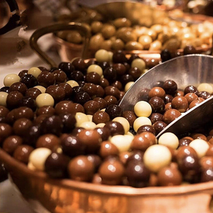 Boules de riz croustillantes au <span class=keywords><strong>chocolat</strong></span>, boules de riz croustillantes enrobées de <span class=keywords><strong>chocolat</strong></span> pour desserts et boissons - Product Image 4