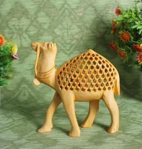 Ensemble de 3 chameaux en bois faits à la main avec un travail traditionnel de sculpture Jali, figurines décoratives d'animaux du Rajasthan pour la maison - Product Image 6