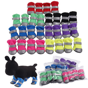 4 pièces/ensemble de chaussures pour chien avec sangle réfléchissante, chaussures à semelles souples pour chiot, bottes respirantes et confortables pour animaux de compagnie, <span class=keywords><strong>Chihuahua</strong></span>, protège-pieds - Product Image 1