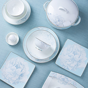 Hot Sale <b>Cheap</b> Handmade for China Black Ceramic Christmas Stoneware Dinnerware <b>Sets</b> Dishes <b>Set</b> Wholesale <b>Dinner</b> Plate <b>Set</b> - Product Image 3