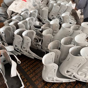 Sepatu Walker Pneumatik yang Dapat Disesuaikan dan Bernapas untuk Rehabilitasi Operasi Kaki, Terapi Ortopedi, Sepatu Jalan dengan Bantalan Udara untuk Pemulihan Lutut - Product Image 1