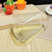 Emballage de cuisson Mousse pâtisserie boîte charnière Triangle gâteau tranche boîte fromage jetable en plastique Triangle gâteau boîte alimentaire emballage PET