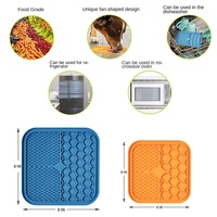 Tapis à lécher pour chien de petite taille en silicone écologique imperméable pour l'entraînement des animaux de compagnie, distributeur de nourriture lent, tapis à lécher de qualité alimentaire