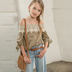 Blusa 2017 para niña, nuevo diseño de primavera, hombros descubiertos, manga 3/4 normal - Product Image 1