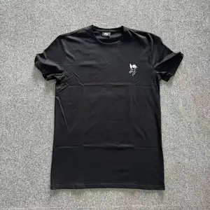 Sunton stock ready to ship t shirt screen print logo plus size t shirt o neck black 230gsm cotton t shirt for men