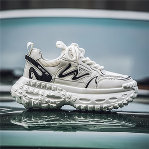 2026년 신상 트렌디 러닝화 워킹화 맞춤형 로고 유닉스 스니커즈 클래식 패션 스타일 블랙 화이트 신발 상부 - Product Image 5