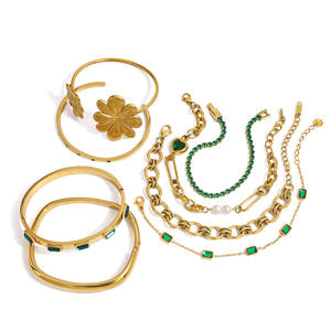 Brazalete Abierto de Acero Inoxidable con Baño de Oro de 18K y Circonitas Cúbicas, Elegante y Lujoso, Resistente al Agua, Estilo Vintage 2026, para Mujer - Product Image 6