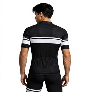Ensemble de vêtements de cyclisme pour hommes professionnels, maillot à manches courtes à séchage rapide avec short de vélo rembourré pour la conduite sur route - Product Image 5